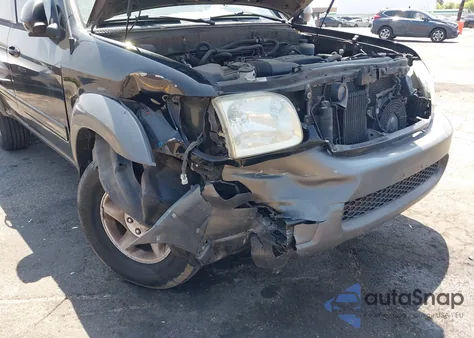 2004 Toyota Sequoia Sr5 V8 from USA, damaged, VIN 5TDZT34A74S229166